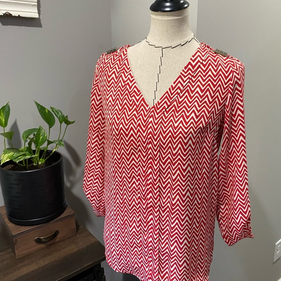 Zac & Rachel blouse in red and cream. Women’s size S - Picture 8 of 15